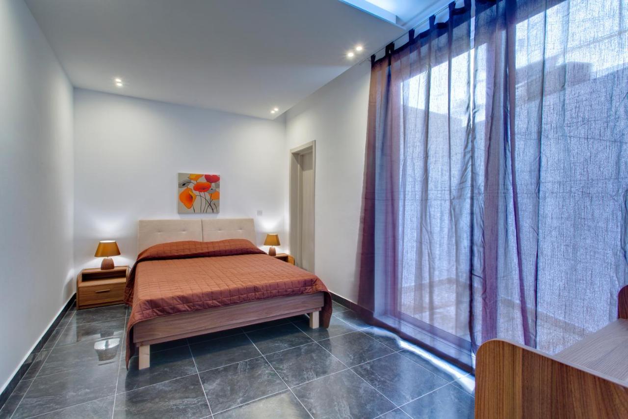 Chalet Apartments Sliema Exterior foto